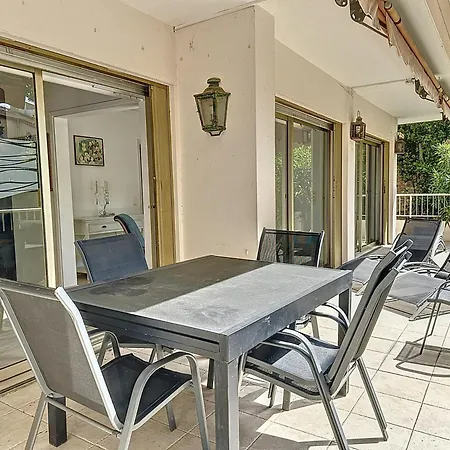 130m2 Grande Terrasse & Jardin, 4 Apartment Cannes